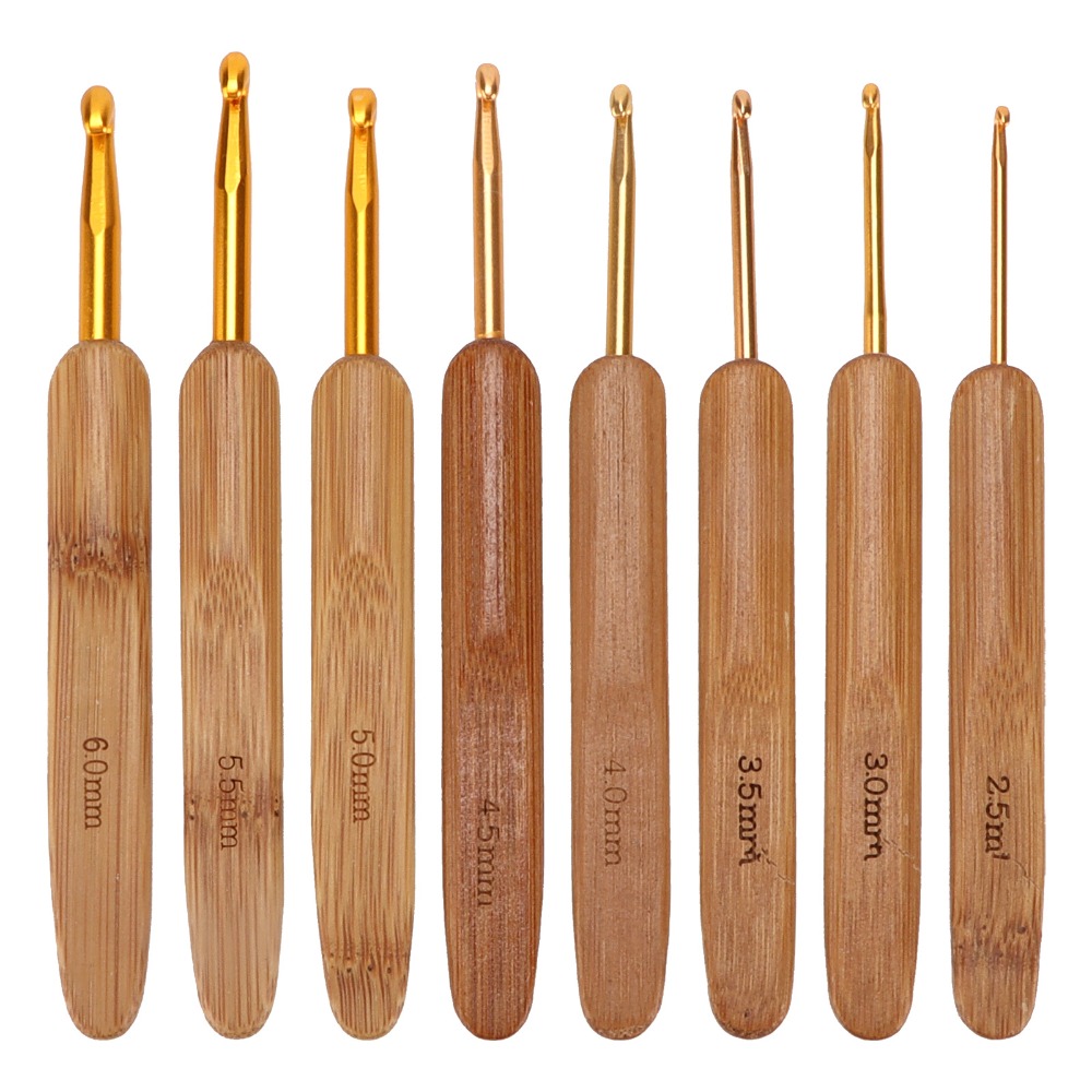 8pcs Ergonomic 2.5-6mm Sizes C - Wooden Crochet Hooks Ergonomic Handle recension och pris
